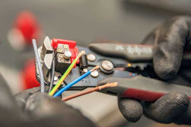 Best Emergency Electrical Repair  in Waldron, AR